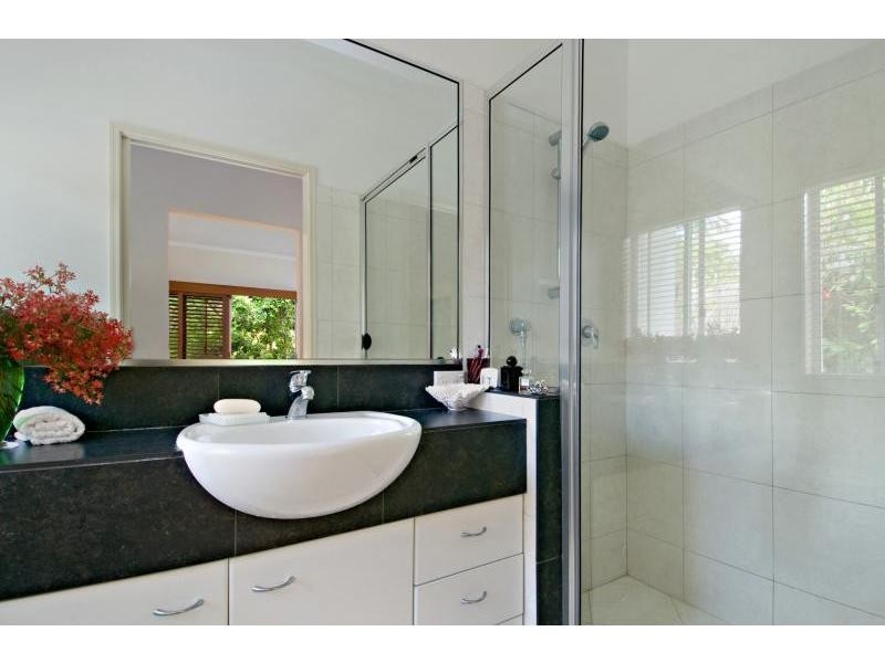 77 Hooper Crescent, Tewantin QLD 4565