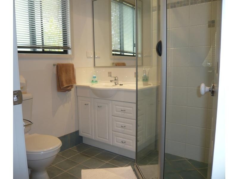 40 Lakeside Drive, Cooroibah QLD 4565