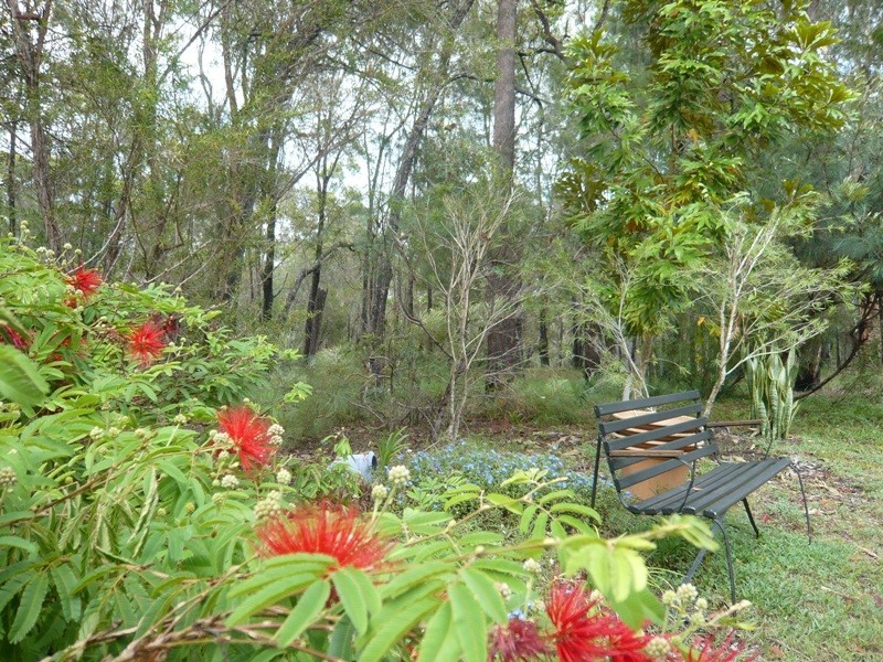 40 Lakeside Drive, Cooroibah QLD 4565