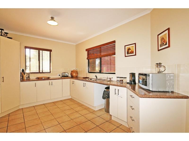 29 Coolah Place, Cooroibah QLD 4565