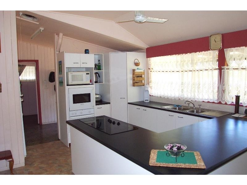 79 Green Gate Road, Cooroibah QLD 4565