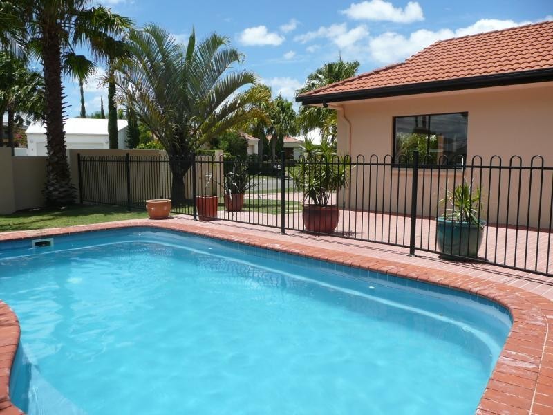 Noosa Waters QLD 4566