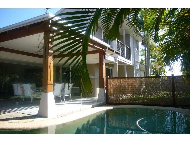 Noosa Waters QLD 4566