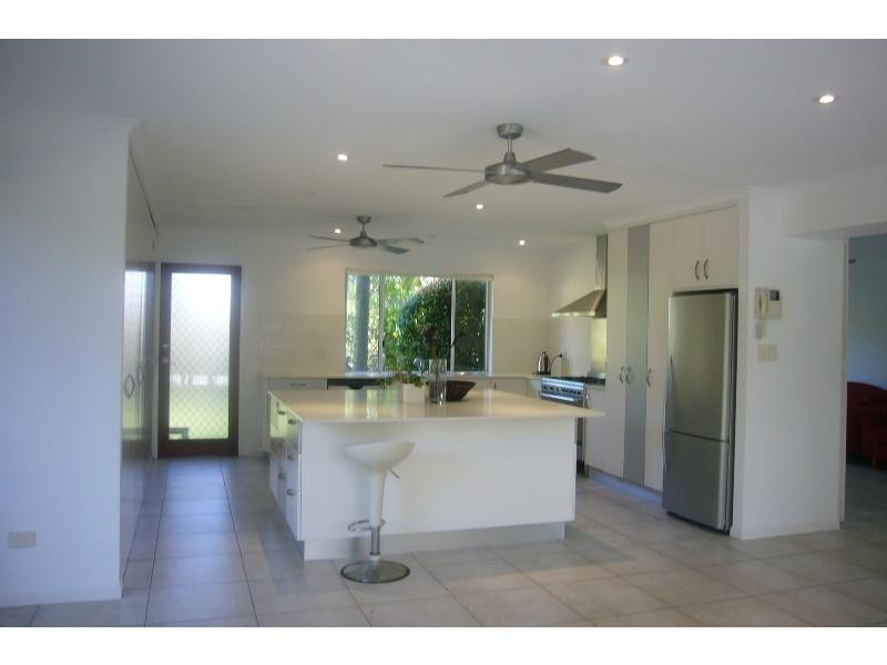 Noosa Waters QLD 4566