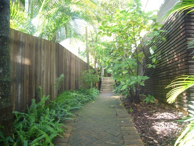 3/4 Berrima Row, Noosa Heads QLD 4567