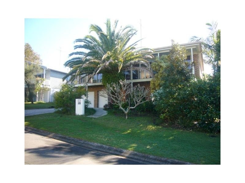 20 Ray Street, Sunshine Beach QLD 4567