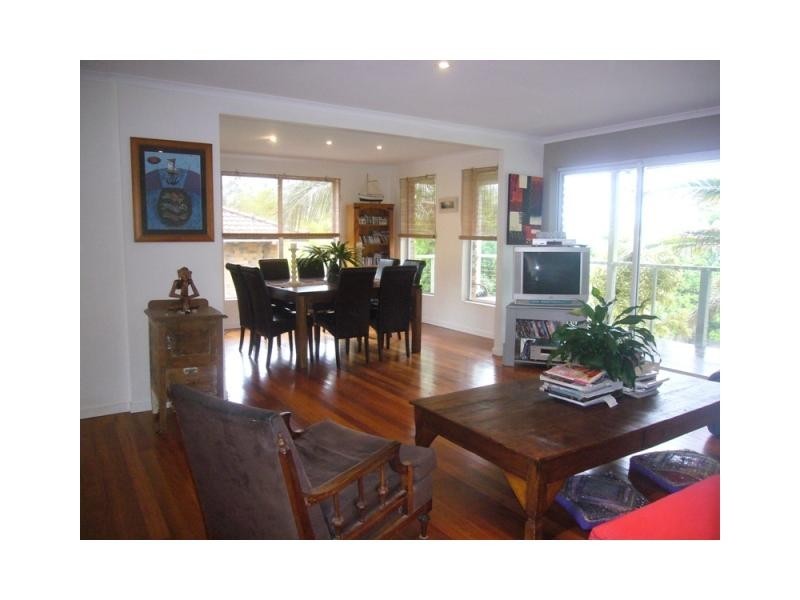 20 Ray Street, Sunshine Beach QLD 4567