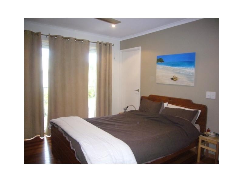 20 Ray Street, Sunshine Beach QLD 4567
