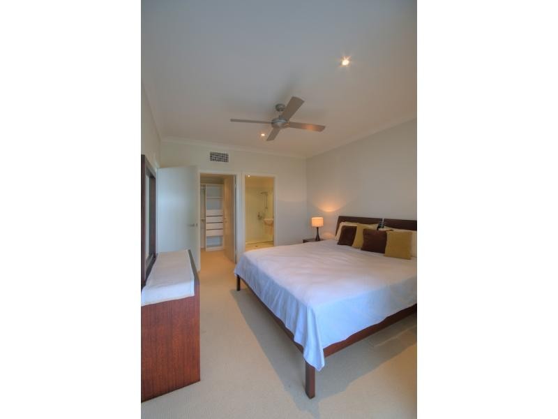 1/29 Esplanade, Tin Can Bay QLD 4580