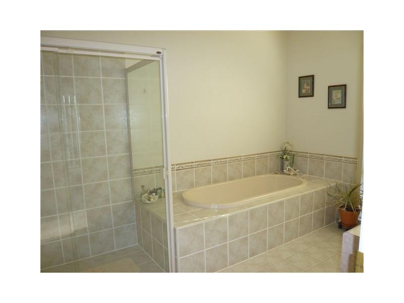 72 Shorehaven Drive, Noosa Waters QLD 4566