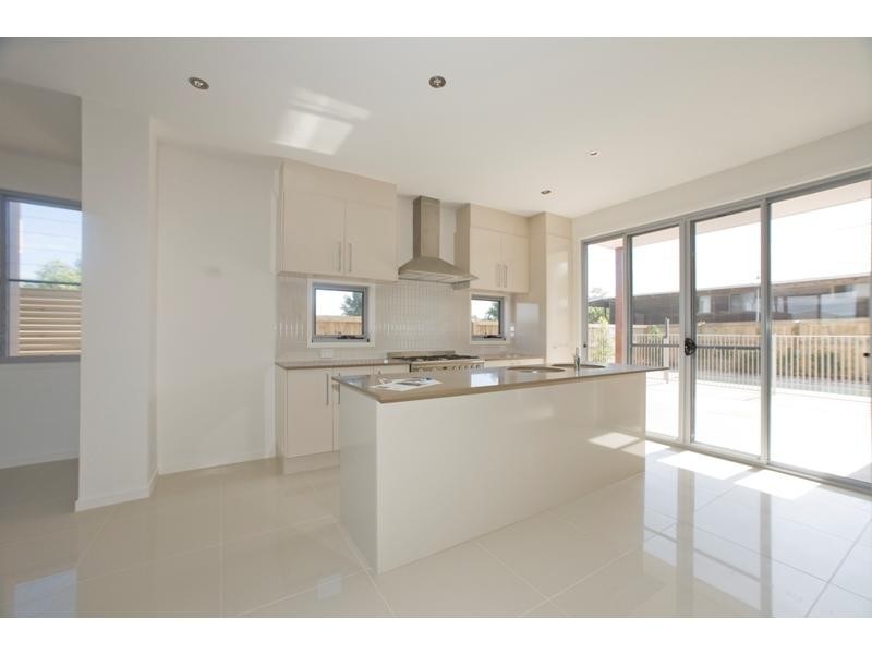 2/26 Orealla Crescent, Sunrise Beach QLD 4567