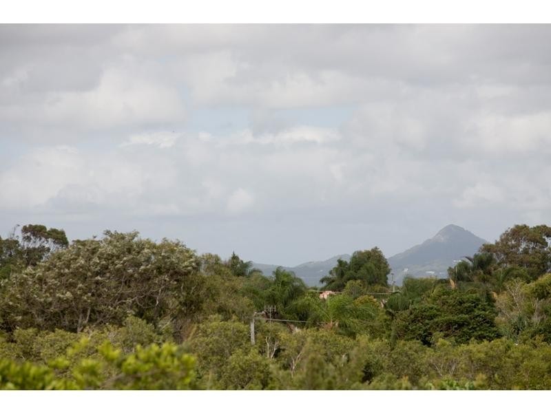 2/26 Orealla Crescent, Sunrise Beach QLD 4567