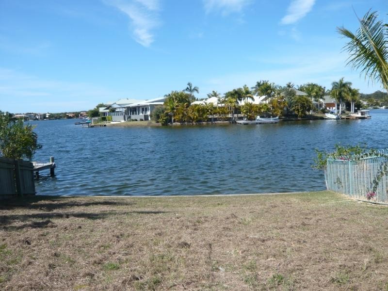 6 Mermaid Quay, Noosa Waters QLD 4566