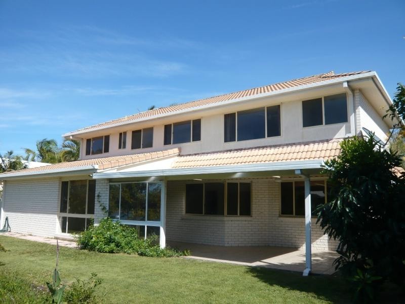 3 Riverbreeze Avenue, Noosaville QLD 4566