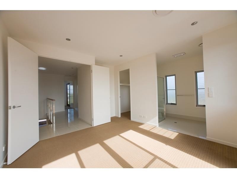 1/26 Orealla Crescent, Sunrise Beach QLD 4567