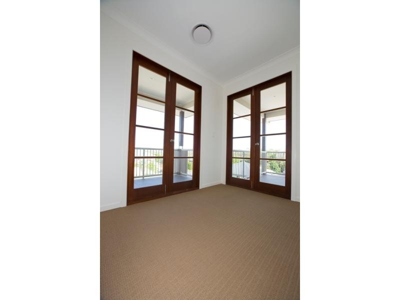 1/26 Orealla Crescent, Sunrise Beach QLD 4567