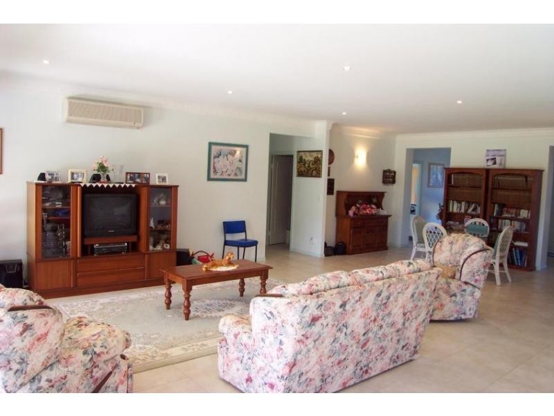 26 Craigslea Court, Cooroibah QLD 4565