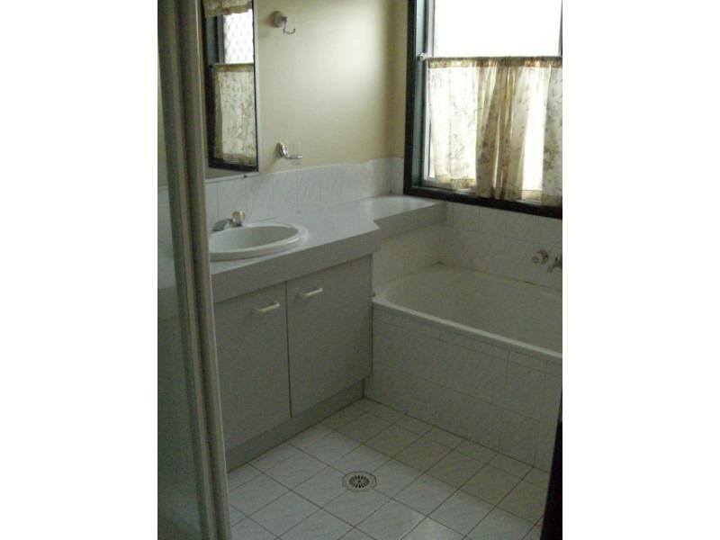 54 Edenlea Drive, Meadowbrook QLD 4131