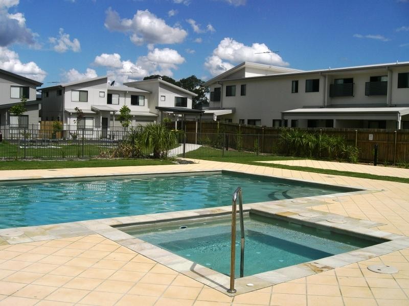 40 Christine Street, AZZURA VILLAGE, North Booval QLD 4304