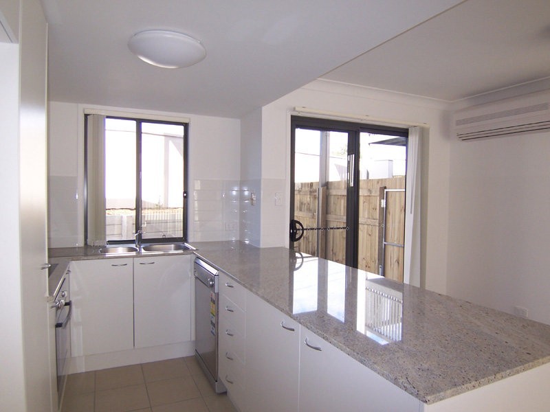 North Booval QLD 4304