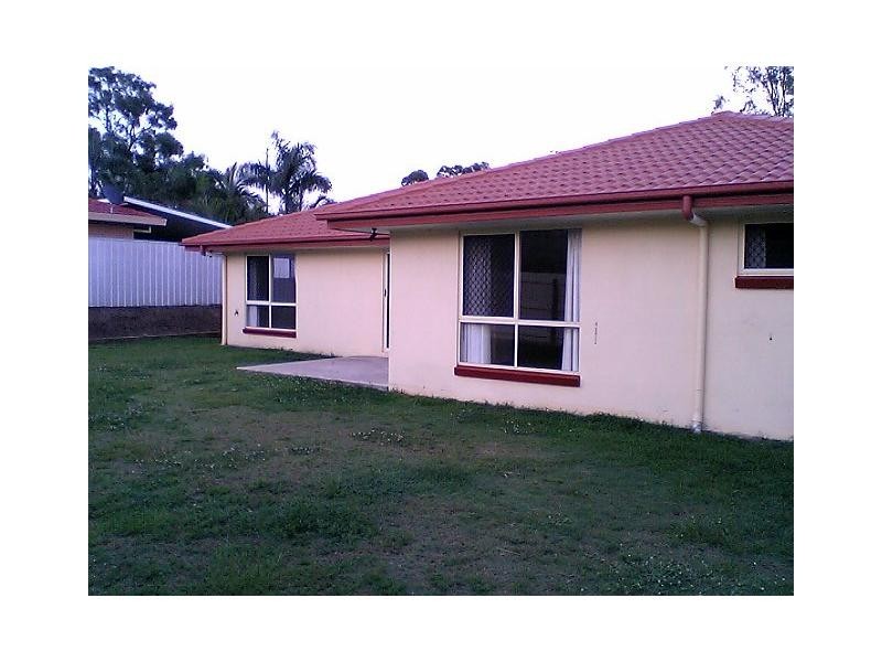 2 Robur Street, Marsden QLD 4132