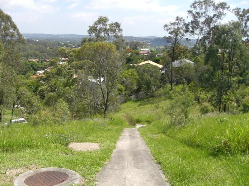 Edens Landing QLD 4207