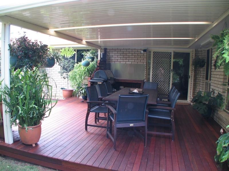 94 Salisbury Street, Redland Bay QLD 4165