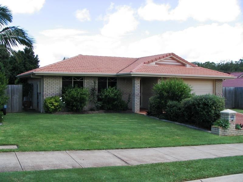 94 Salisbury Street, Redland Bay QLD 4165