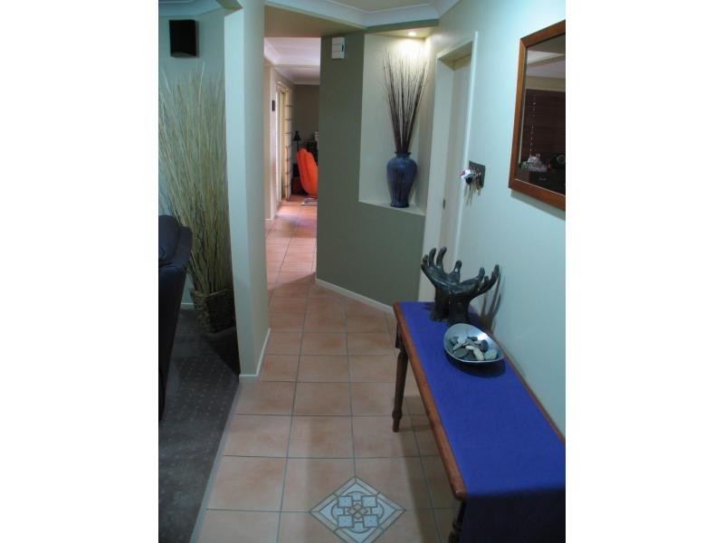 94 Salisbury Street, Redland Bay QLD 4165