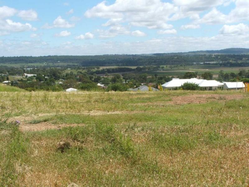 Rosenthal Heights QLD 4370