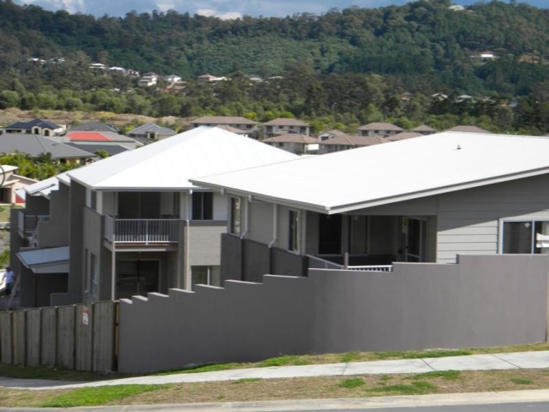 Pacific Pines QLD 4211