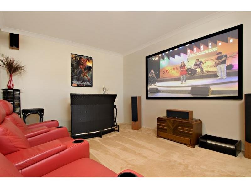 42 Pathfinder Road, Coomera Waters, Coomera QLD 4209