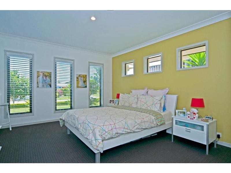 33 Ceil Circuit, Coomera Waters, Coomera QLD 4209