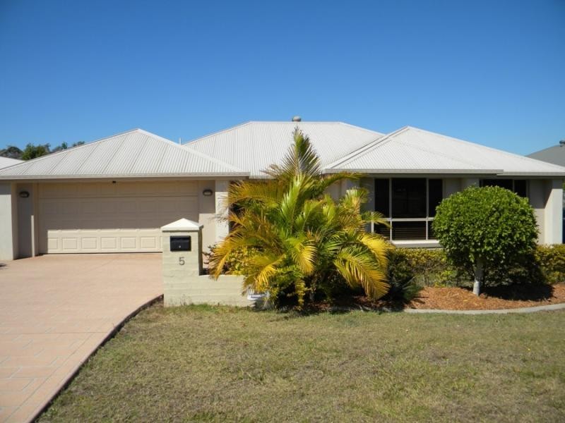 Coomera Waters QLD 4209