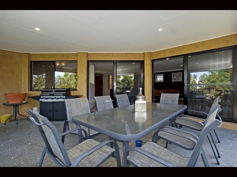 Coomera Waters QLD 4209