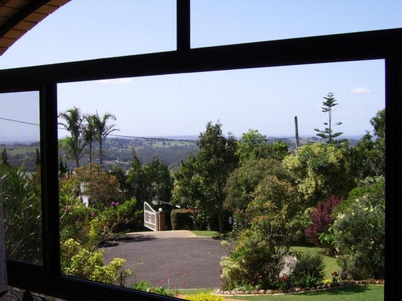 39 Rainbow Park Drive, Mapleton QLD 4560