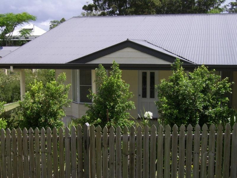 2/11 Delicia Road, Mapleton QLD 4560