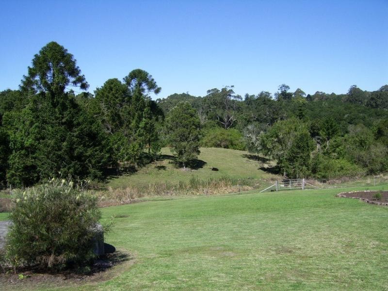 104A Thrushs Road, Dulong QLD 4560