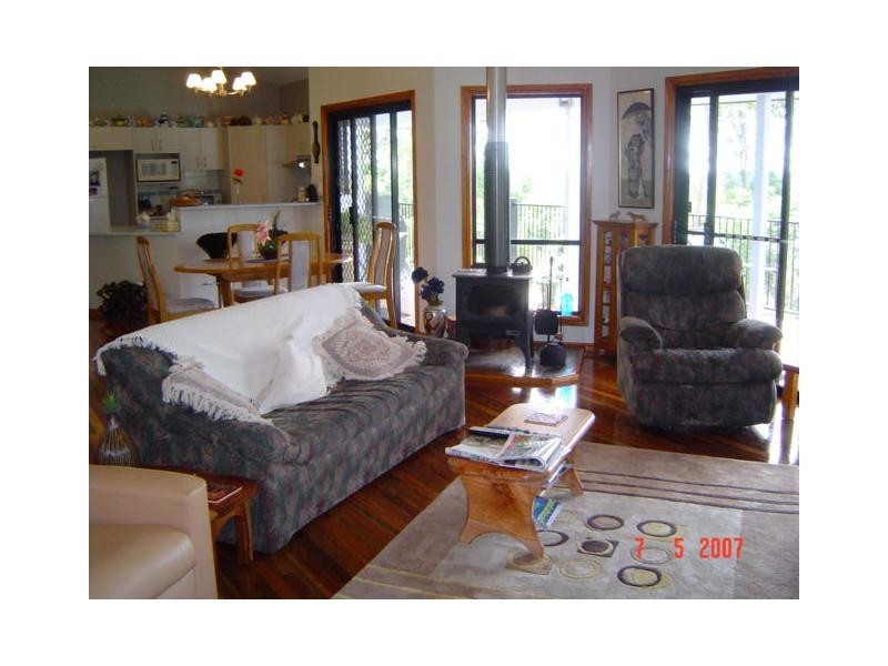 27 Leigha Place, Kureelpa QLD 4560