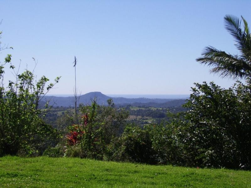 29 Flaxton Drive, Mapleton QLD 4560