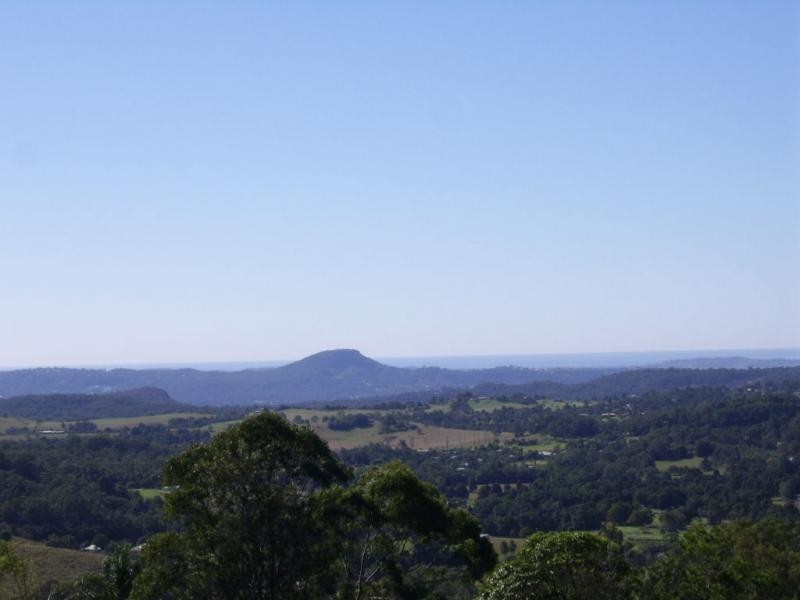 29 Flaxton Drive, Mapleton QLD 4560