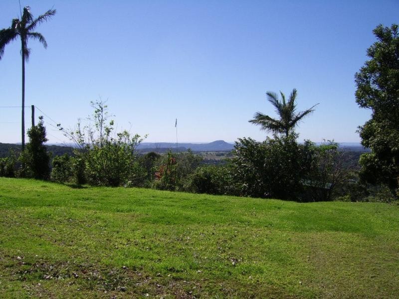 29 Flaxton Drive, Mapleton QLD 4560