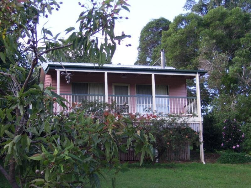 64 Johnson Road, Mapleton QLD 4560