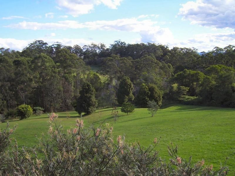 64 Johnson Road, Mapleton QLD 4560