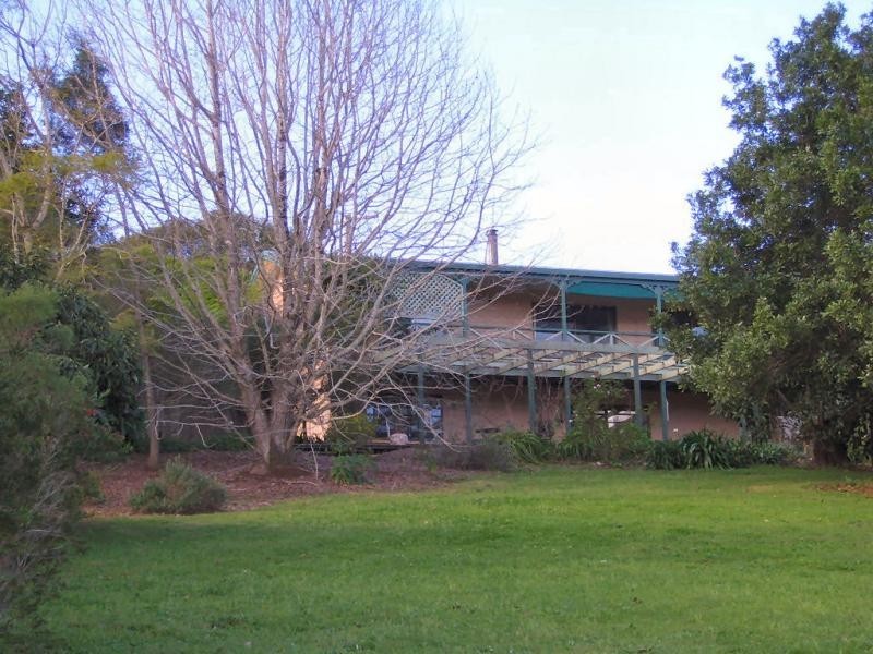 64 Johnson Road, Mapleton QLD 4560
