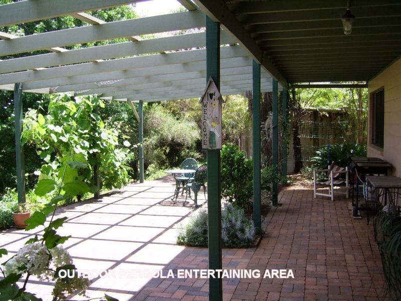 64 Johnson Road, Mapleton QLD 4560
