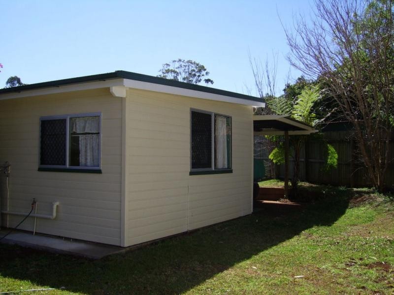 11 Tamarin Drive, Mapleton QLD 4560