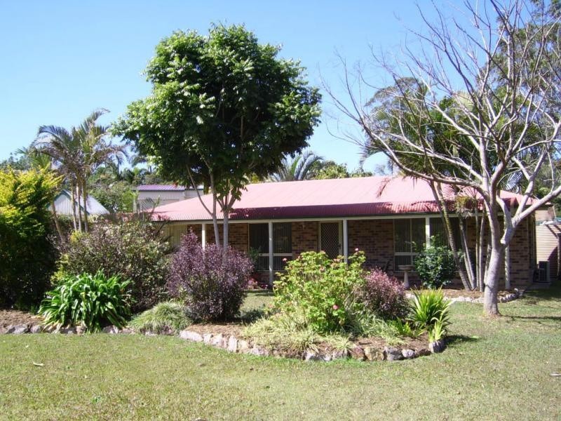 11 Tamarin Drive, Mapleton QLD 4560