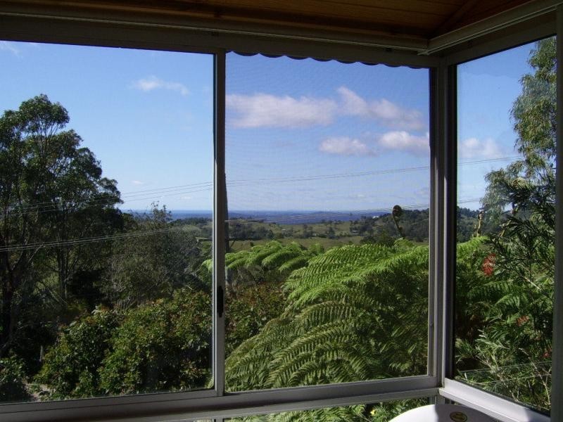 3 Maple Avenue, Mapleton QLD 4560