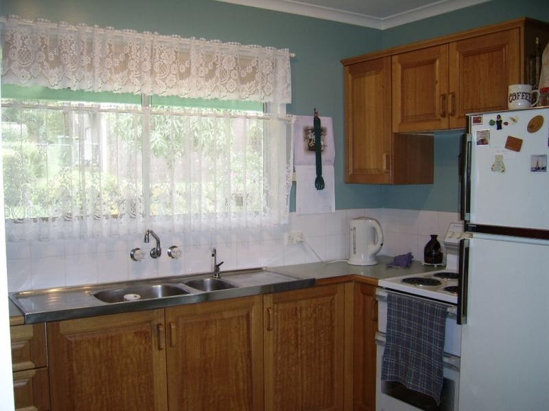 3 Maple Avenue, Mapleton QLD 4560